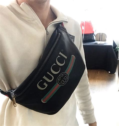 gucci belt bag fanny pack.